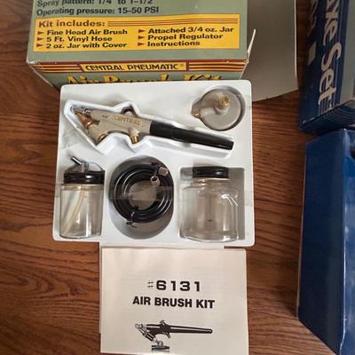 Badger and Central Airbrush Kits (LR-BB)