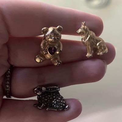 Gold and silver toned pins