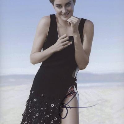 Shailene Woodley signed photo
