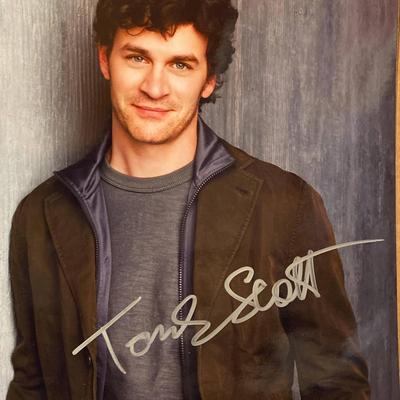American Werewolf in Paris Tom Everett Scott