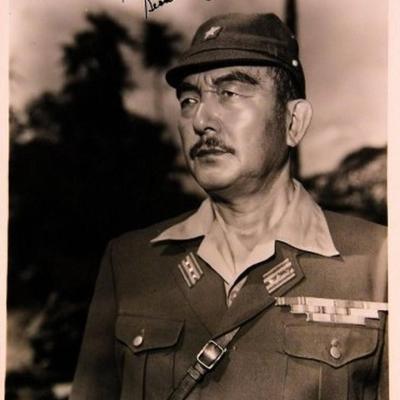 Sessue Hayakawa signed portrait photo 