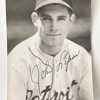 Detroit Tigers John Lipon signed photo
