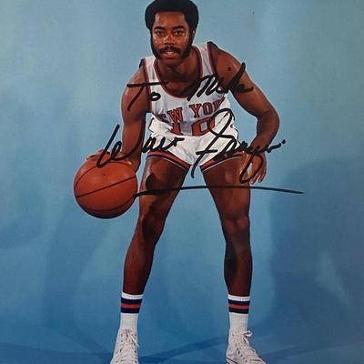 New York Knicks Walt Frazier signed photo