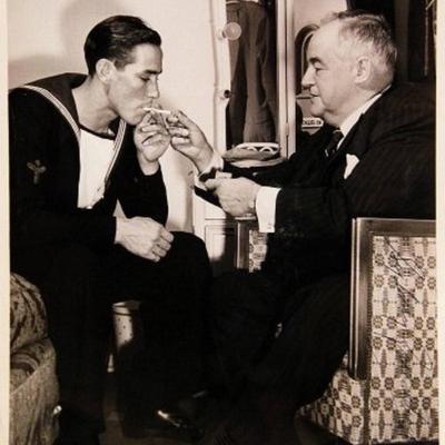 Sydney Greenstreet signed movie still photo 