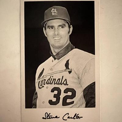 Steve Carlton facsimile signed photo. 3x5 inches