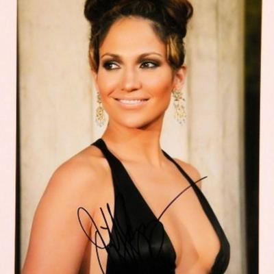Jennifer Lopez signed photo 