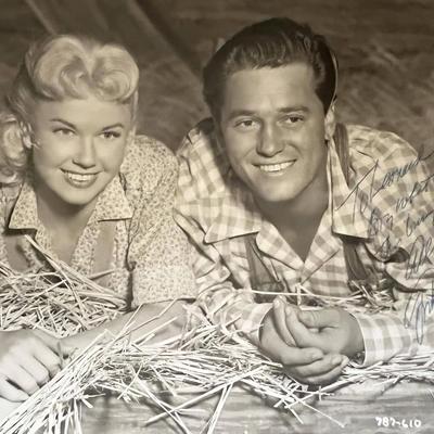 Gordon MacRae signed photo