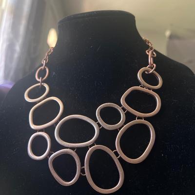 Rose gold toned necklace