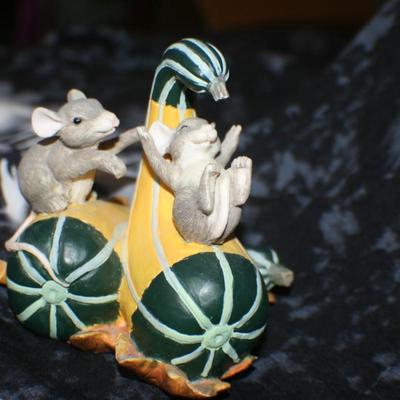 Mice on Gourds Figurine