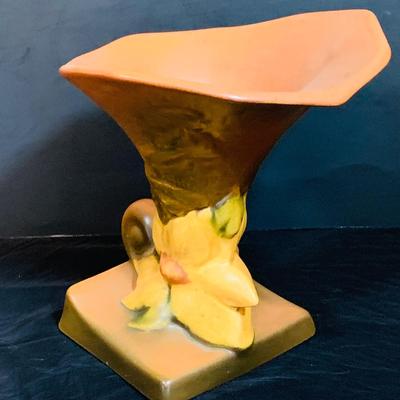LOT 29: Vintage Roseville Pottery - Clematis Horn Cornucopia Vase and Peony Coral Pink Jug Handled Vase