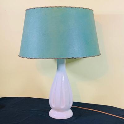 LOT 35: Art Deco Style Wind-up Mechanical Kienzle Brass Desk Clock and a White Ceramic MCM Table Lamp with Teal Colored Shade