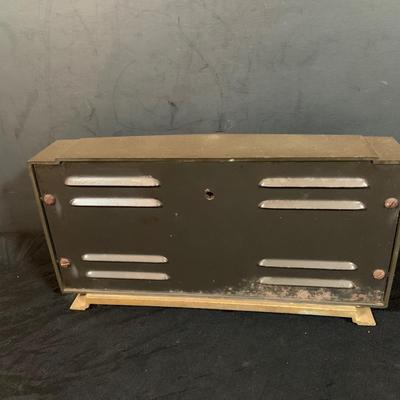 LOT 41:Vintage Taylor Thermometer/ Barometer, Airguide Weather Station and Westclock Travel Clock