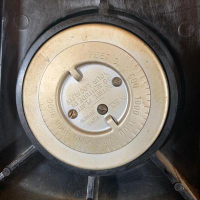 LOT 41:Vintage Taylor Thermometer/ Barometer, Airguide Weather Station and Westclock Travel Clock