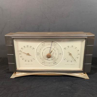 LOT 41:Vintage Taylor Thermometer/ Barometer, Airguide Weather Station and Westclock Travel Clock