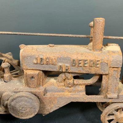 LOT 46: Vintage/Antique John Deere Cast Iron Toy Tractor