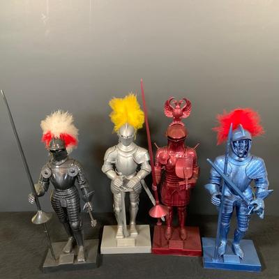 LOT:40: Set of Four (4) Aurora Knights In Armor Models Dated 1958