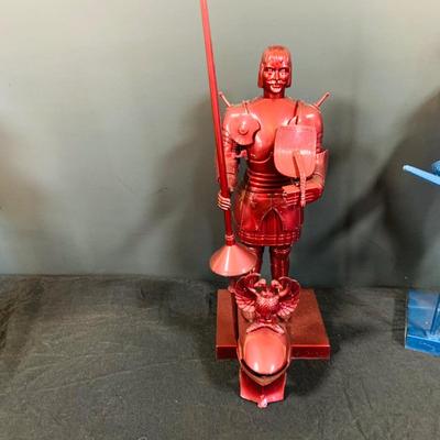 LOT:40: Set of Four (4) Aurora Knights In Armor Models Dated 1958