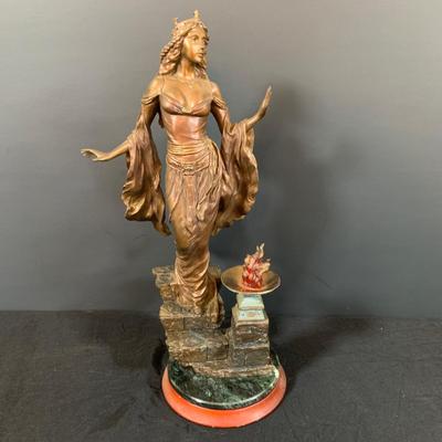 LOT50: Franklin Mint - Queen Guinevere Limited Edition Bronze by Emily Kaufman Numbered but No COA