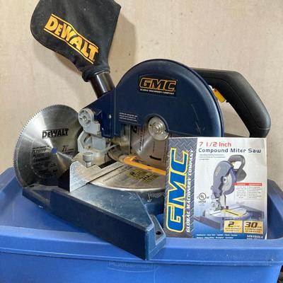 LOT 71: Global Machinery Company (GMC) Compound Miter Saw MS190UL with Extra DeWalt Blade