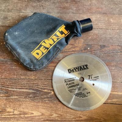 LOT 71: Global Machinery Company (GMC) Compound Miter Saw MS190UL with Extra DeWalt Blade