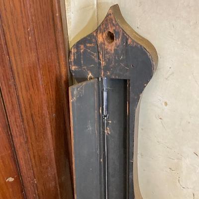 LOT 77: Vintage Wooden Banjo Style Wall Barometer / Thermometer