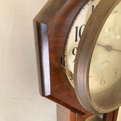 LOT 78: Vintage Seth Thomas by Talley Industries Electronic Strike Wall Clock #030183