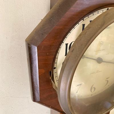 LOT 78: Vintage Seth Thomas by Talley Industries Electronic Strike Wall Clock #030183