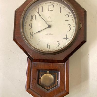 LOT 78: Vintage Seth Thomas by Talley Industries Electronic Strike Wall Clock #030183