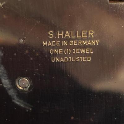 LOT 98: Collection of 3 Vintage Anniversary Clocks: Elgin/S. Haller, W. Germany, Gustav Becker