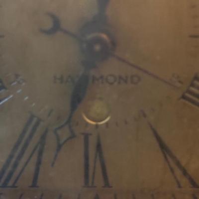 LOT 105: Electric Shelf Clock Collection: Sessions, Hammond, and Telechron