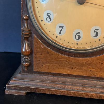 LOT 105: Electric Shelf Clock Collection: Sessions, Hammond, and Telechron