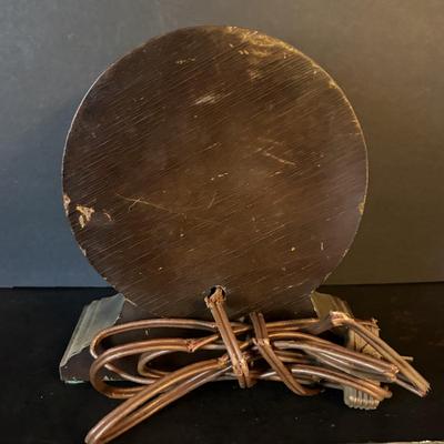 LOT 105: Electric Shelf Clock Collection: Sessions, Hammond, and Telechron