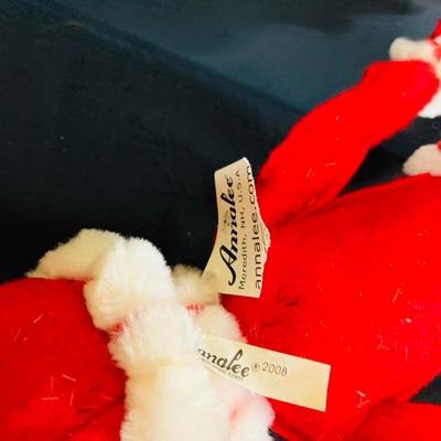 LOT 165: Annalee Elves a Set Two (2) from 2008 and a Set of Two (2) from 2007