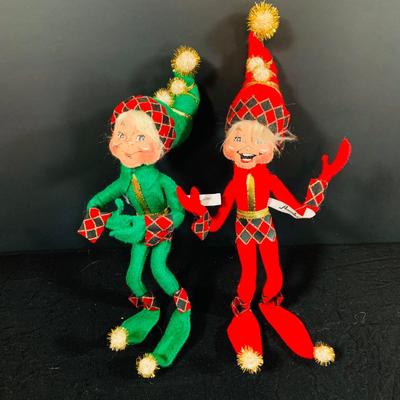 LOT 165: Annalee Elves a Set Two (2) from 2008 and a Set of Two (2) from 2007