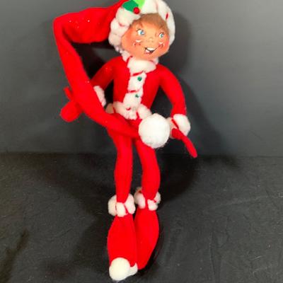 LOT 165: Annalee Elves a Set Two (2) from 2008 and a Set of Two (2) from 2007