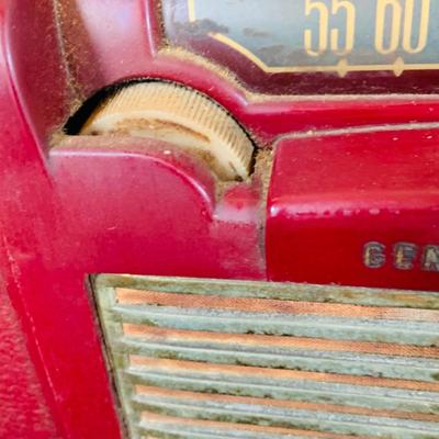 LOT 169: Set of Two (2) Vintage Electric Radios - Art Deco Fada Temple Radio and General Electric Model 164 Tube Radio