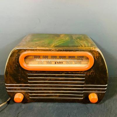 LOT 169: Set of Two (2) Vintage Electric Radios - Art Deco Fada Temple Radio and General Electric Model 164 Tube Radio