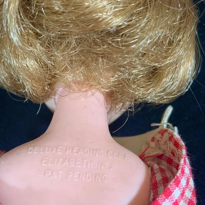 LOT 179: Collection of Vintage Fashion Dolls by Ideal and Deluxe Reading Corp