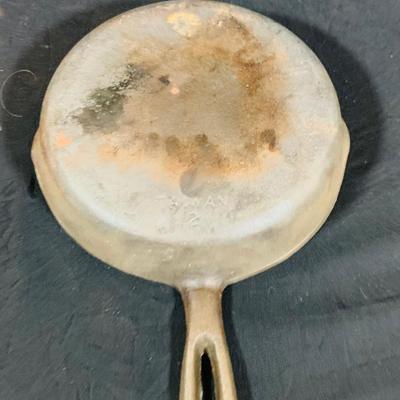 LOT 182: Collection of Cast Iron Fry Pan and Skillets by Griswold and More