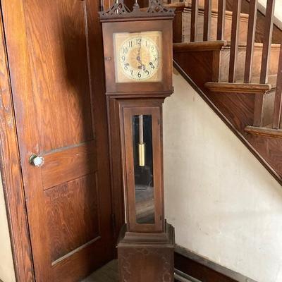 LOT 250: Vintage Wooden Granddaughter Clock with Keys