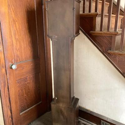 LOT 250: Vintage Wooden Granddaughter Clock with Keys