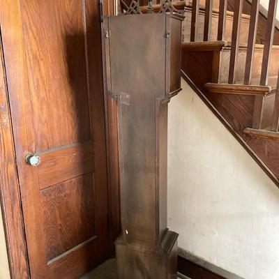 LOT 250: Vintage Wooden Granddaughter Clock with Keys