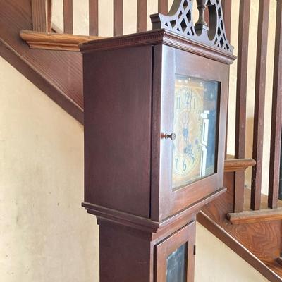 LOT 250: Vintage Wooden Granddaughter Clock with Keys