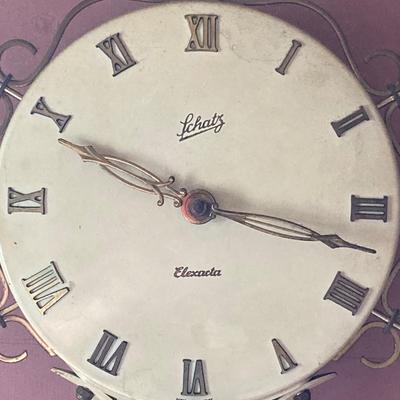 LOT 252: Vintage Schatz Elexacta Made in Germany Queen Anne Swinging Pendulum Wall Clock