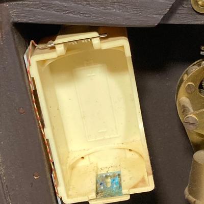 LOT 253: Mid-Century Modern Made in Germany Kundo Electronic Table / Desk Clock (Kieninger & Obergfell)