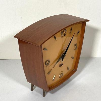 LOT 253: Mid-Century Modern Made in Germany Kundo Electronic Table / Desk Clock (Kieninger & Obergfell)