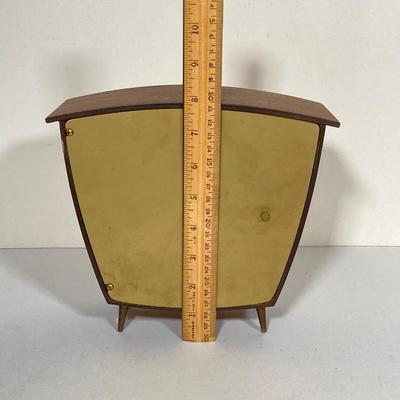 LOT 253: Mid-Century Modern Made in Germany Kundo Electronic Table / Desk Clock (Kieninger & Obergfell)