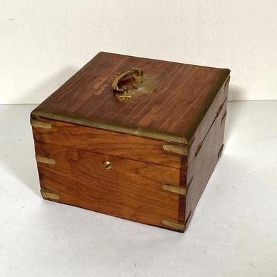 LOT 258: C. Plath, Hamburg Germany Compass in Wooden Box