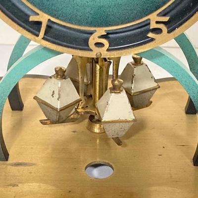 LOT 260: Vintage Euramca Trading Corp. Mantle / Table Clock