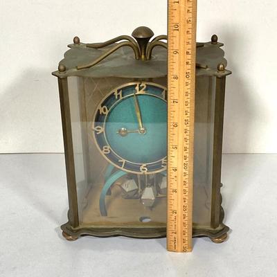 LOT 260: Vintage Euramca Trading Corp. Mantle / Table Clock